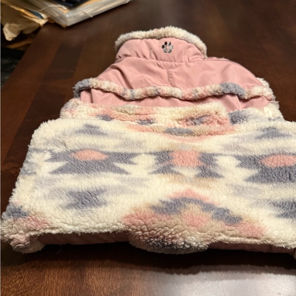 Pink and Multicolor Réversible Sherpa DOG jacket . - Picture 4 of 8